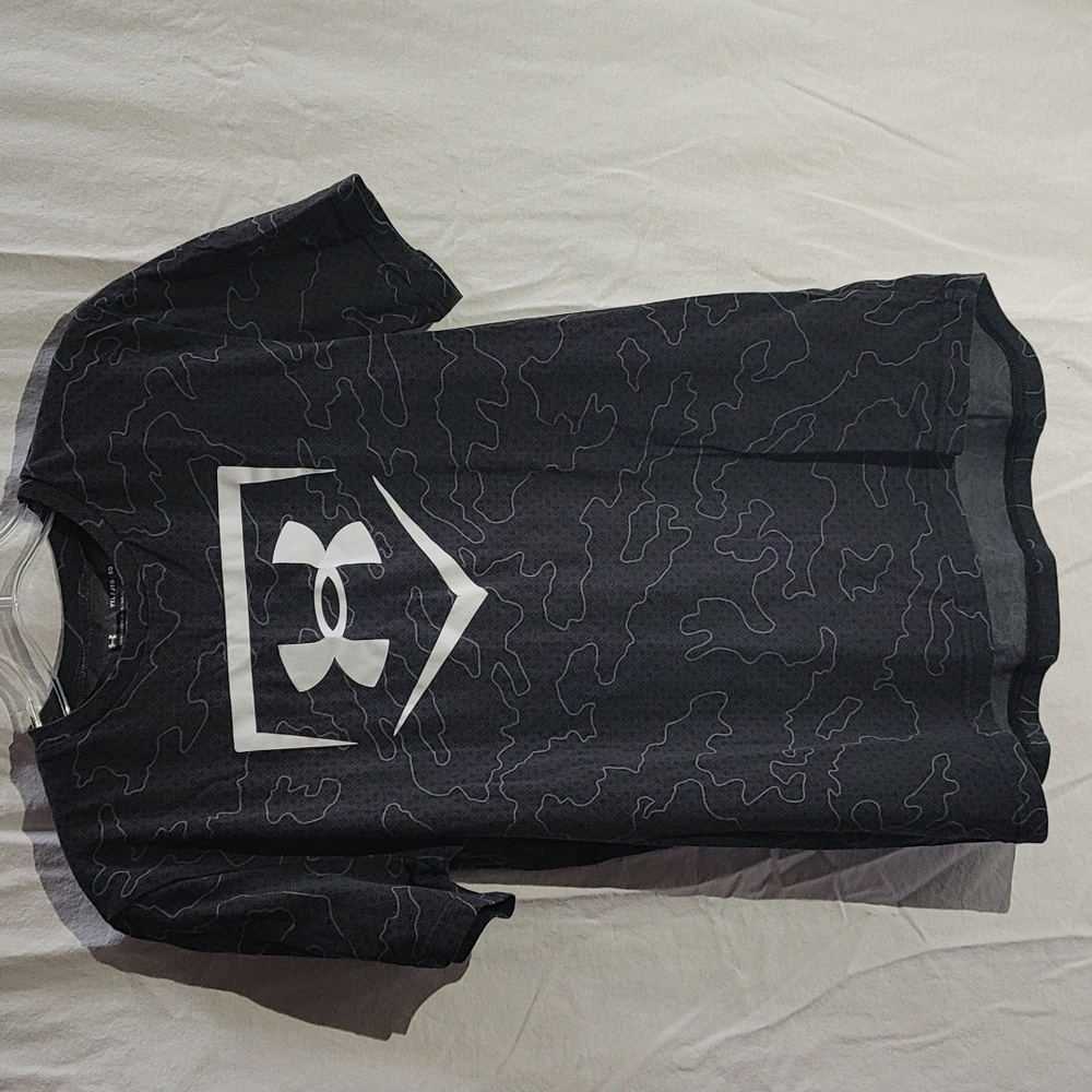 Under Armour Tee
